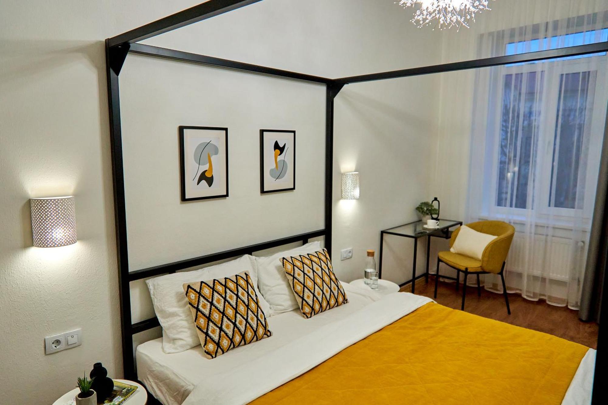 Best Apartments On Kyryla & Mefodia Mukacheve Exterior photo