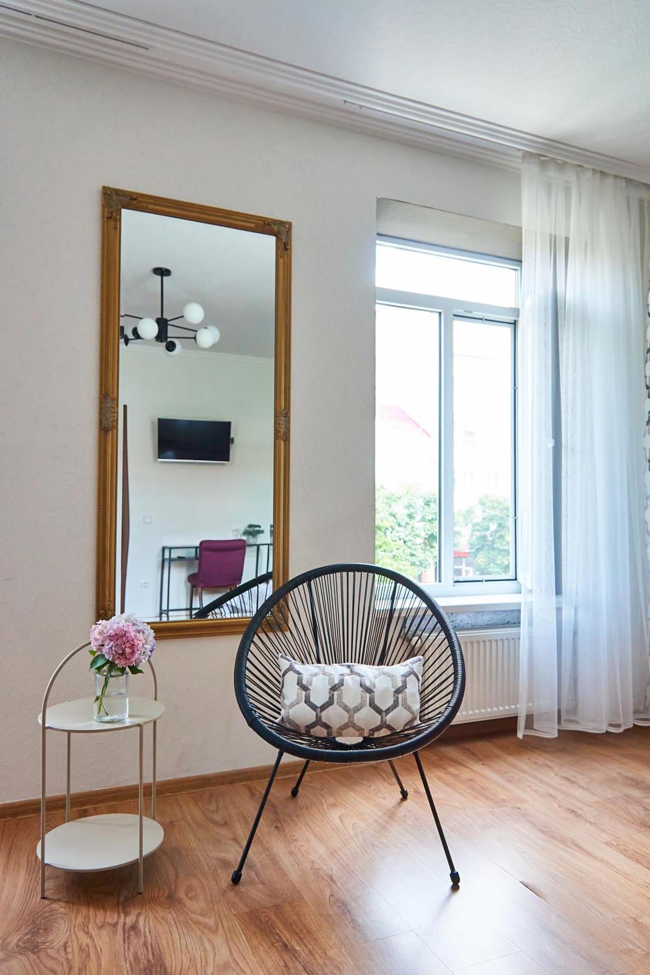 Best Apartments On Kyryla & Mefodia Mukacheve Exterior photo